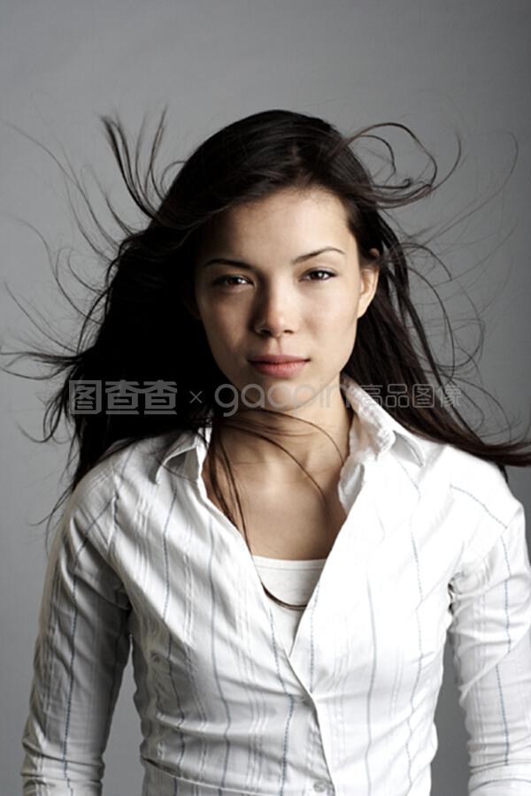 子弹与玫瑰